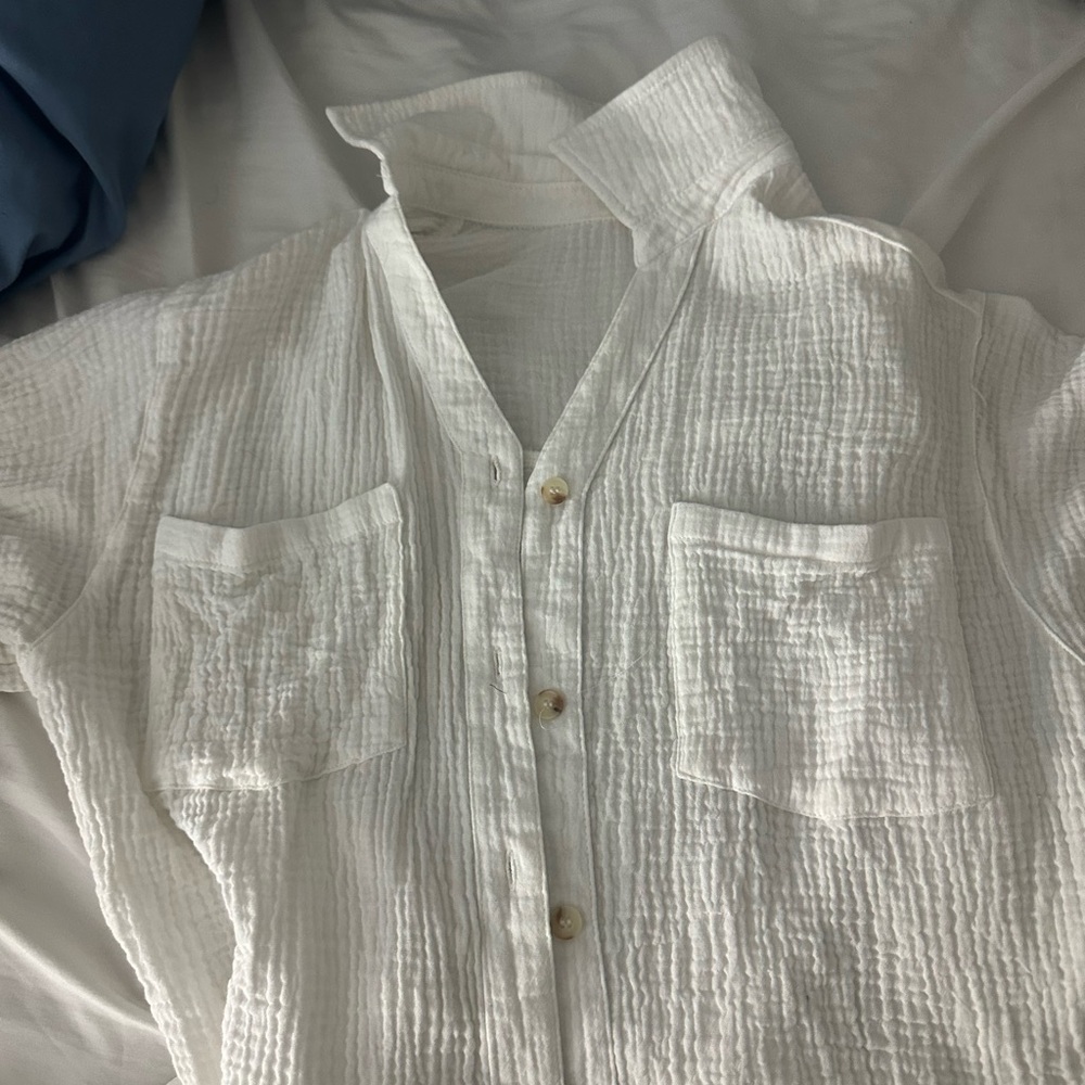 live notes button up